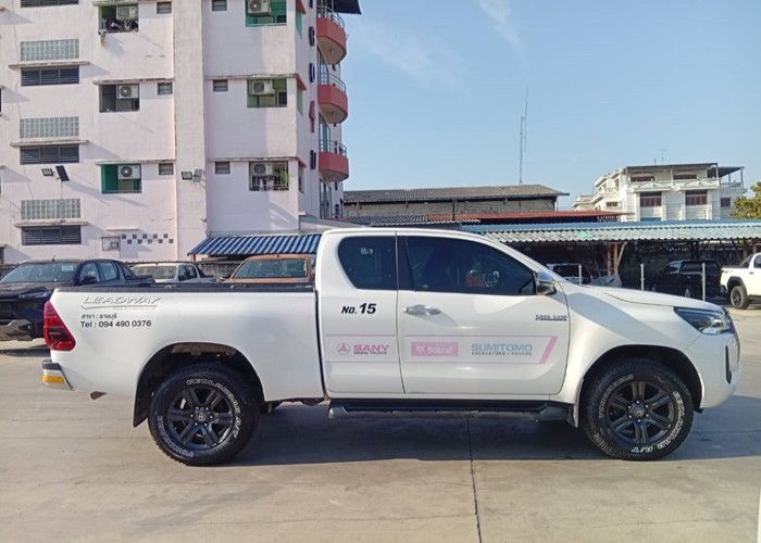 Used 12
                    TOYOTA
                     for Sale Image