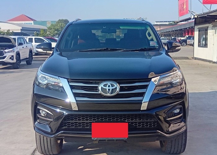 Used 5
                    TOYOTA
                     for Sale Image