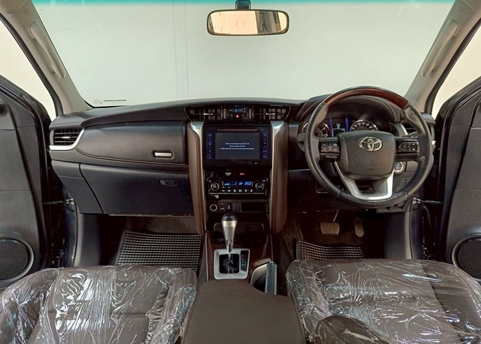 Used 5
                    TOYOTA
                     for Sale Image