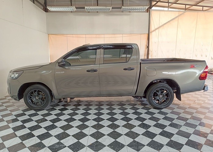 Used 10
                    TOYOTA
                     for Sale Image