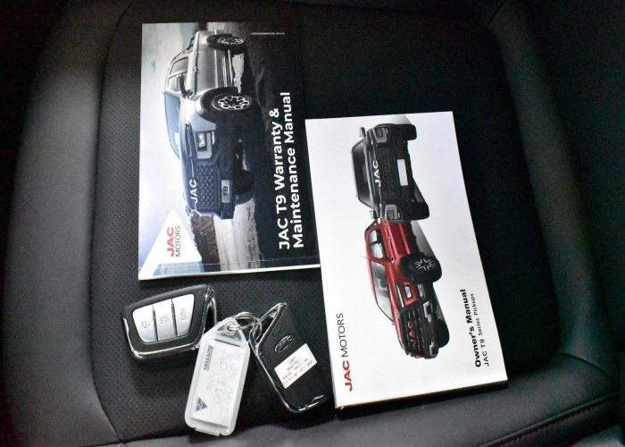 Used 1
                    JAC T9
                     for Sale Image