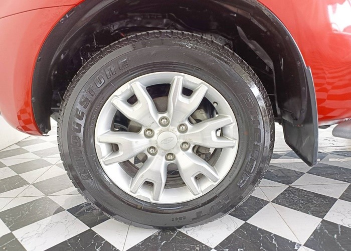 Used 8
                    FORD
                     for Sale Image