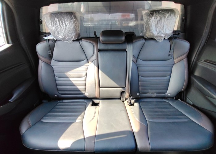 Used 11
                    ISUZU
                     for Sale Image