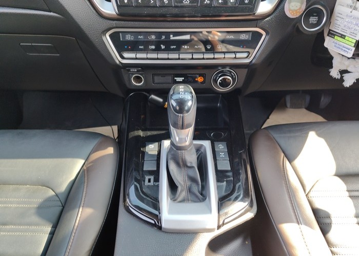 Used 11
                    ISUZU
                     for Sale Image