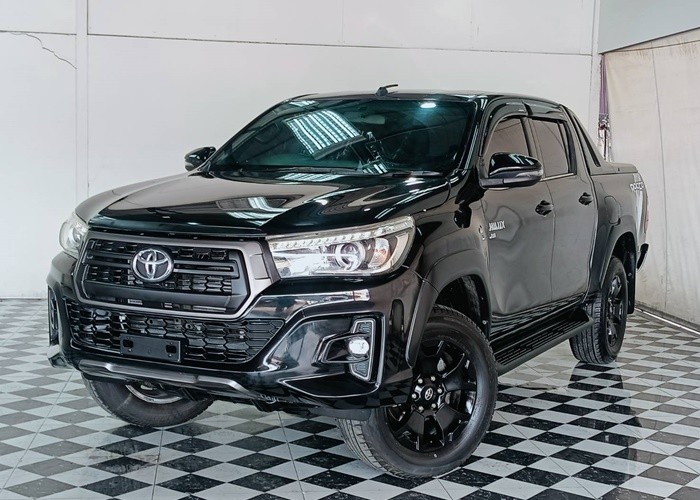Used 11
                    TOYOTA
                     for Sale Image