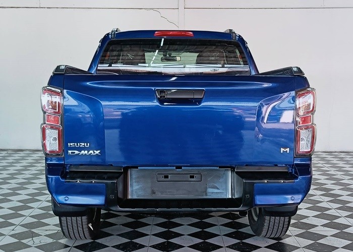 Used 1
                    ISUZU
                     for Sale Image