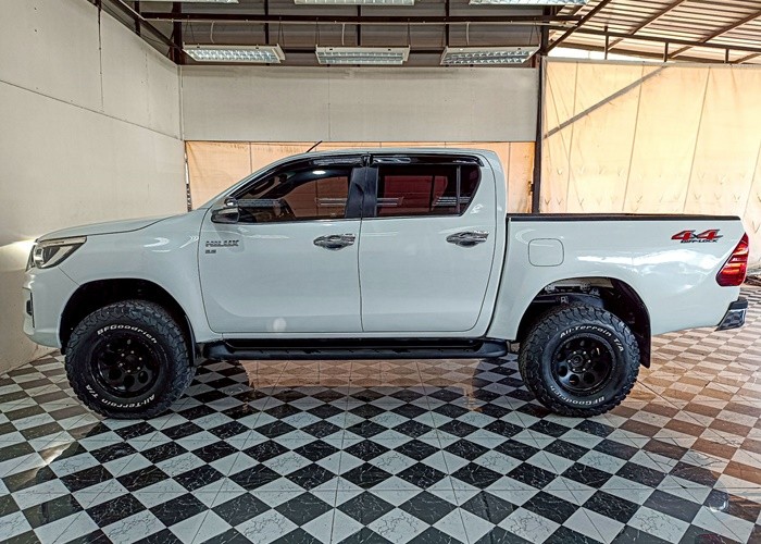 Used 9
                    TOYOTA
                     for Sale Image