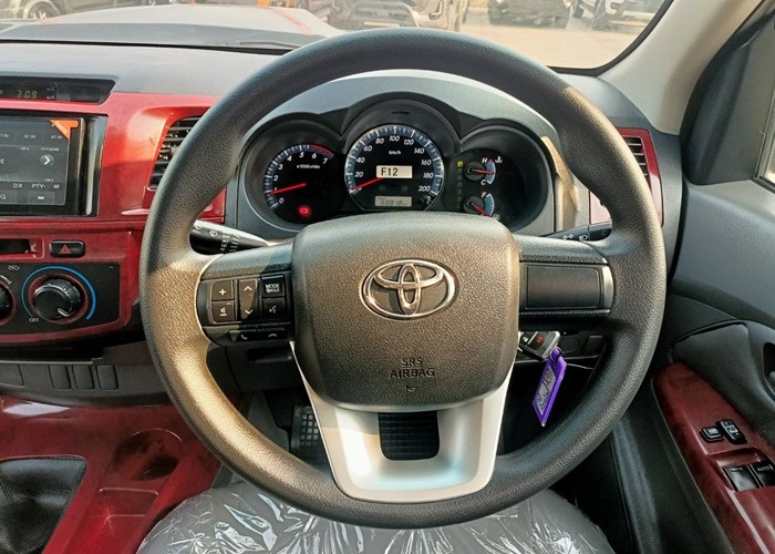 Used 7
                    TOYOTA
                     for Sale Image