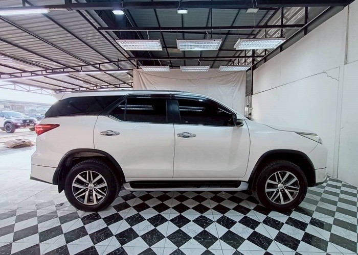 Used 3
                    TOYOTA
                     for Sale Image