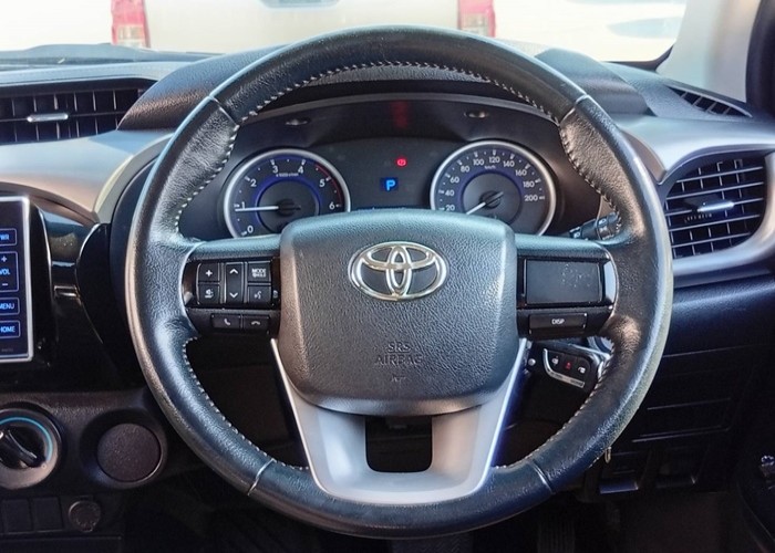 Used 12
                    TOYOTA
                     for Sale Image