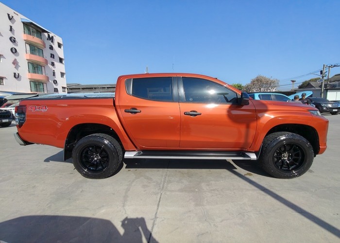 Used 2
                    MITSUBISHI
                     for Sale Image