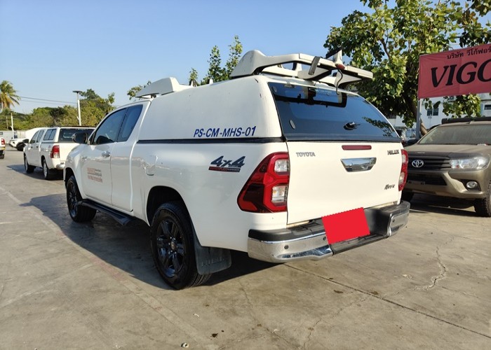 Used 12
                    TOYOTA
                     for Sale Image