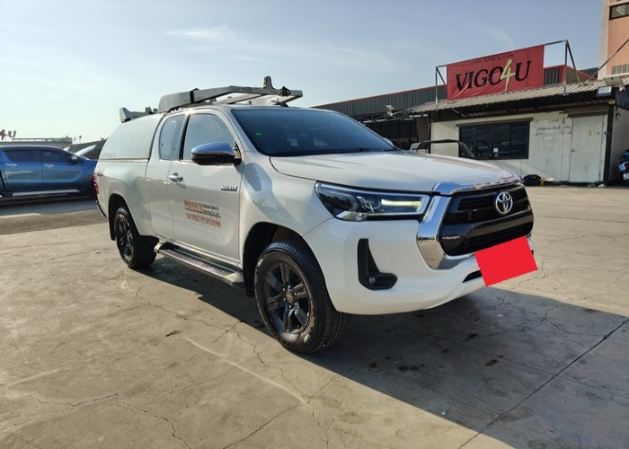 Used 12
                    TOYOTA
                     for Sale Image